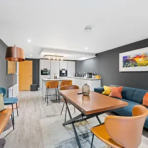 Righ - Luxury West End Artisan Apartment Edinburgh